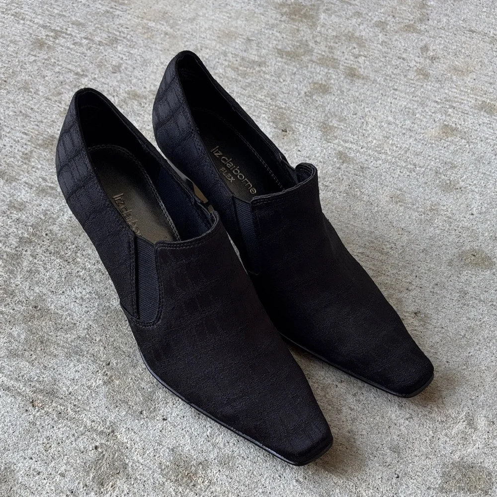 Liz Claiborne Black Patterned Booties
